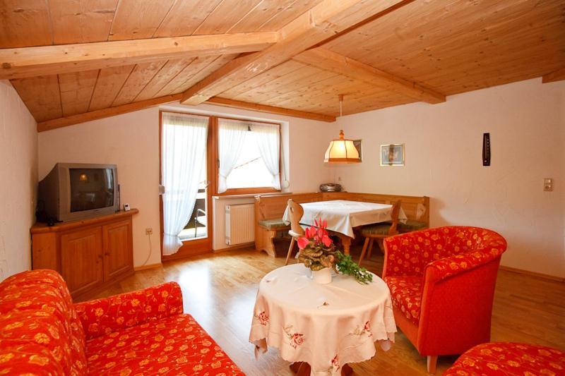 Ferienwohnungen Plenk Inkl. Chiemgaukarte Ruhpolding Exterior photo